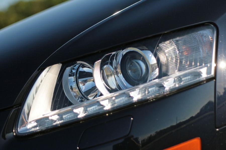 Детали экстерьера Audi A6 3.0T Quattro Sedan (4F, C6) 2008 года  (NA) (фото 18 из 34)